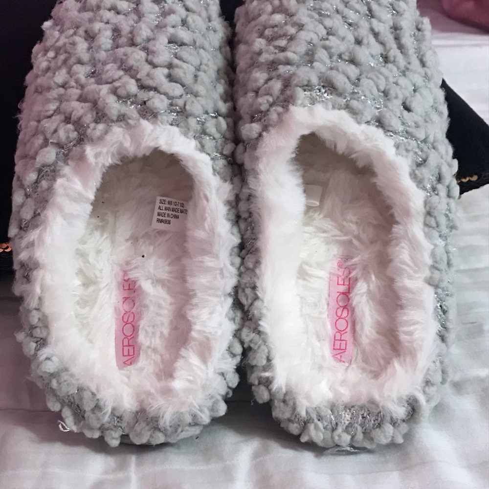AEROSOLES Ladies Sherpa Fleece Clog Slippers